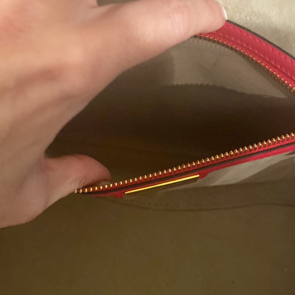 Michael Kors COLLECTION Large Bancroft - Hot Pink - Picture 10 of 12